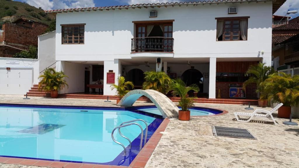 Hotel Tamarindo Resort Sopetrán Exterior foto